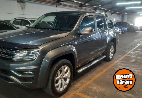 Camionetas - Volkswagen AMAROK V6 4X4 AT 2018 Diesel 144000Km - En Venta