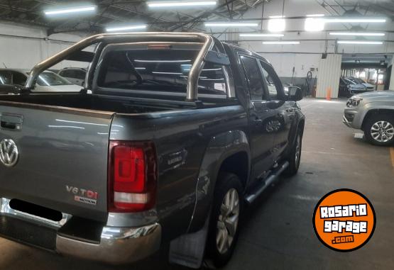 Camionetas - Volkswagen AMAROK V6 4X4 AT 2018 Diesel 144000Km - En Venta