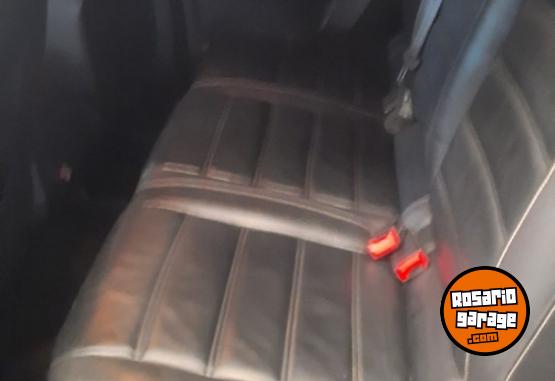 Camionetas - Volkswagen AMAROK V6 4X4 AT 2018 Diesel 144000Km - En Venta