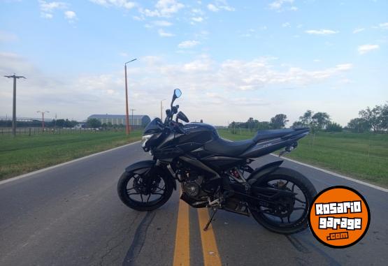Motos - Bajaj ROUSER NS 200 2021 Nafta 15000Km - En Venta