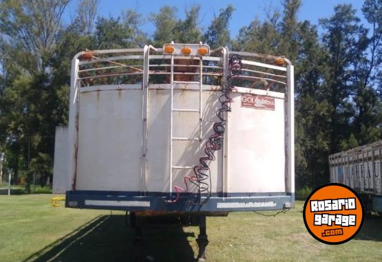 Camiones y Grúas - Semi golondrina vaquero - En Venta