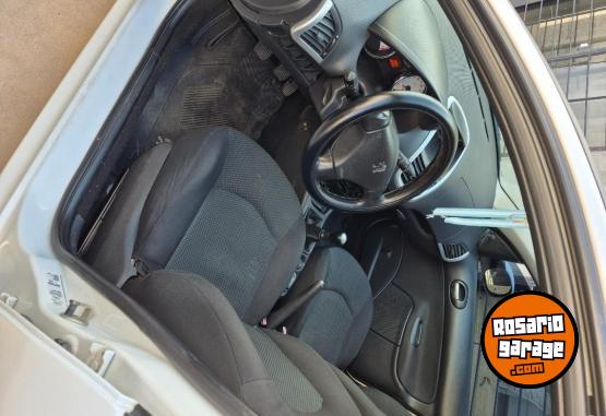 Autos - Peugeot 207 compact 2013 Nafta 170000Km - En Venta