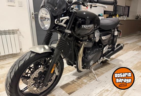 Motos - Triumph 1200 speed twin 2020 Nafta 11000Km - En Venta