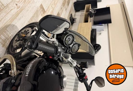 Motos - Triumph 1200 speed twin 2020 Nafta 11000Km - En Venta