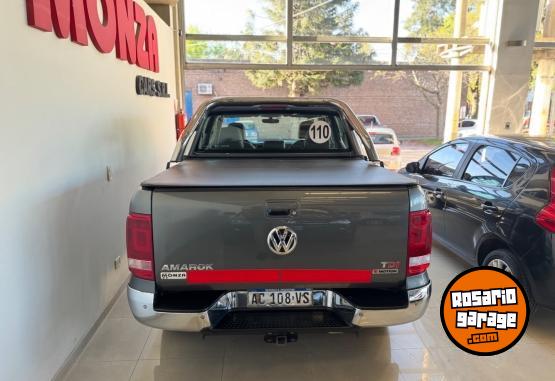 Camionetas - Volkswagen Amarok Highline 4x4 2018 Diesel 144000Km - En Venta