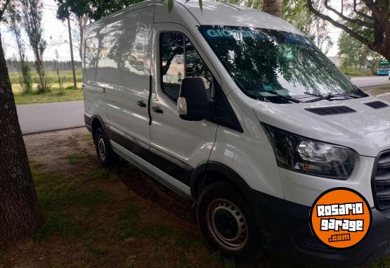 Utilitarios - Ford Transit 2022 Diesel 70000Km - En Venta