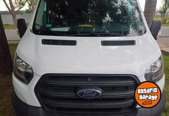 Utilitarios - Ford Transit 2022 Diesel 70000Km - En Venta