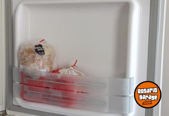 Hogar - Vendo Heladera Eslabn de Lujo ERM30 No Frost - En Venta