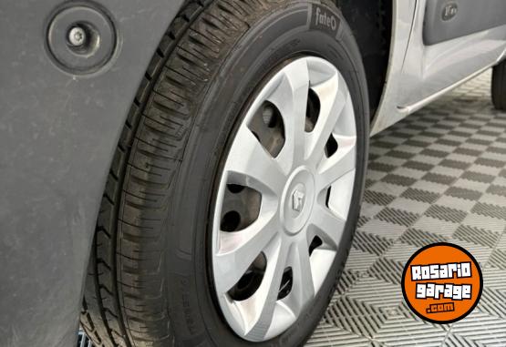 Utilitarios - Renault Kangoo 1.6 16v 2013 GNC 209000Km - En Venta