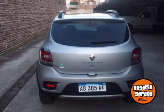 Autos - Renault Sandero 2017 GNC 103000Km - En Venta