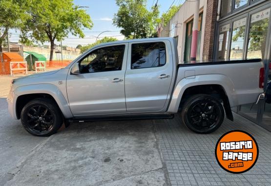 Camionetas - Volkswagen Amarok Confortline 2017 Diesel 116000Km - En Venta