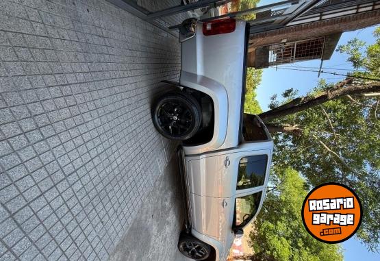 Camionetas - Volkswagen Amarok Confortline 2017 Diesel 116000Km - En Venta