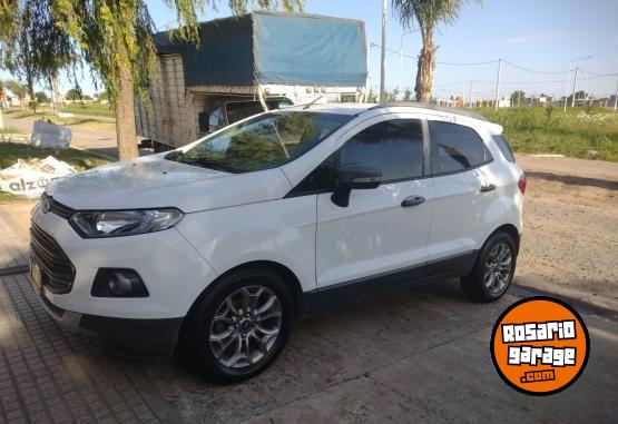 Autos - Ford Ecosport freestyle 2015 GNC 132000Km - En Venta