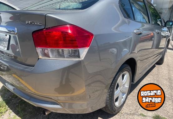 Autos - Honda City 2010 Nafta 202000Km - En Venta