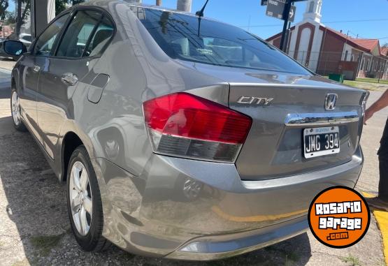 Autos - Honda City 2010 Nafta 202000Km - En Venta