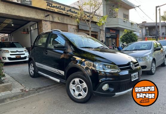 Autos - Volkswagen CROSSFOX CONFORTLINE 2010 Nafta 145000Km - En Venta