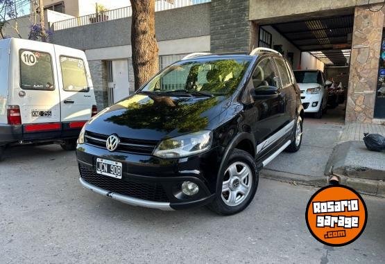 Autos - Volkswagen CROSSFOX CONFORTLINE 2010 Nafta 145000Km - En Venta