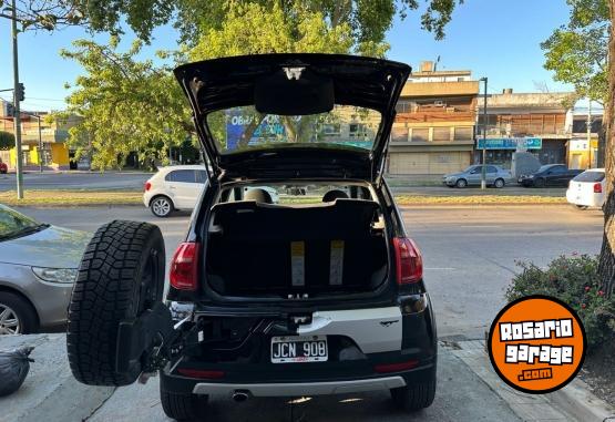 Autos - Volkswagen CROSSFOX CONFORTLINE 2010 Nafta 145000Km - En Venta