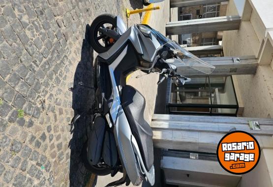 Motos - Kymco Downtown 350 2020 Nafta 8900Km - En Venta