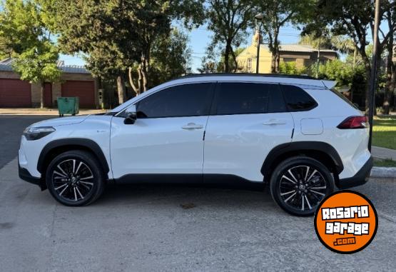 Autos - Toyota Corolla Cross HEV SEG 2025 Electrico / Hibrido 4000Km - En Venta