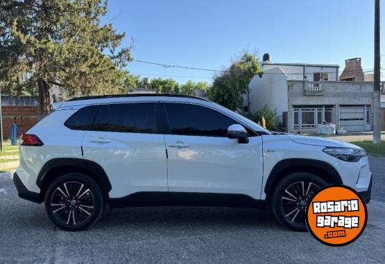 Autos - Toyota Corolla Cross HEV SEG 2025 Electrico / Hibrido 4000Km - En Venta