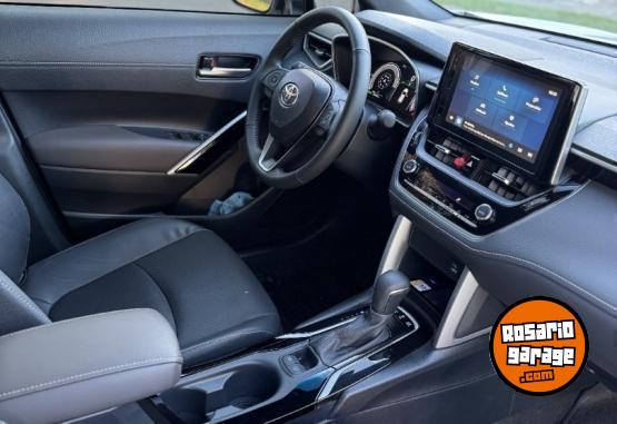 Autos - Toyota Corolla Cross HEV SEG 2025 Electrico / Hibrido 4000Km - En Venta