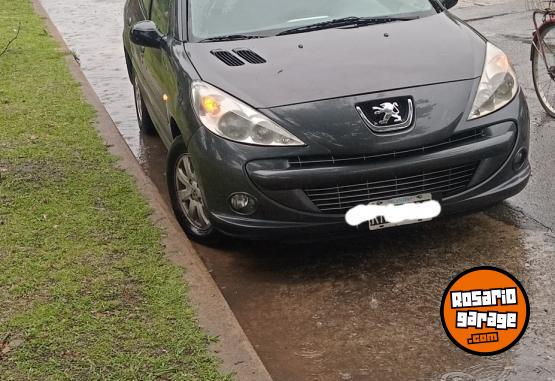 Autos - Peugeot 207 2012 GNC 140000Km - En Venta