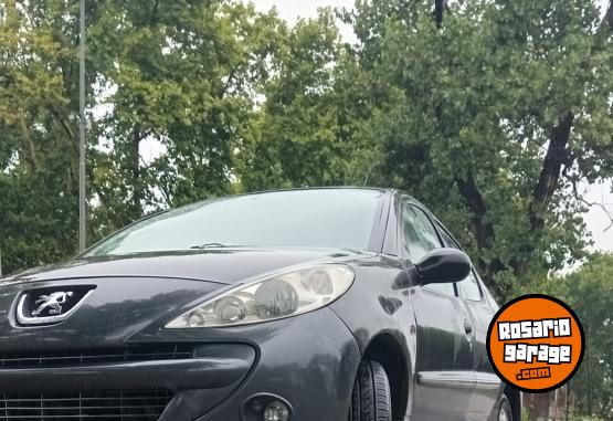 Autos - Peugeot 207 2012 GNC 140000Km - En Venta