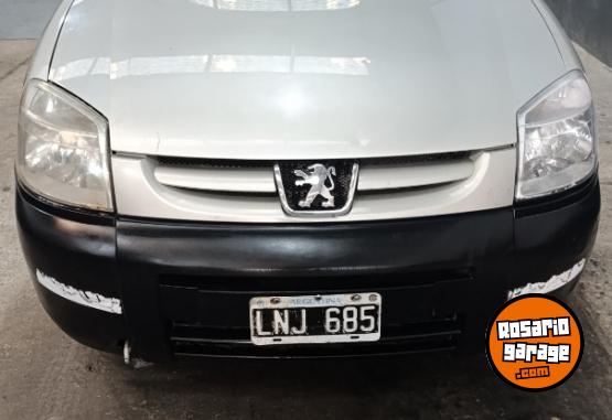 Utilitarios - Peugeot partner 1.6 hdi 2012 Diesel 2700Km - En Venta