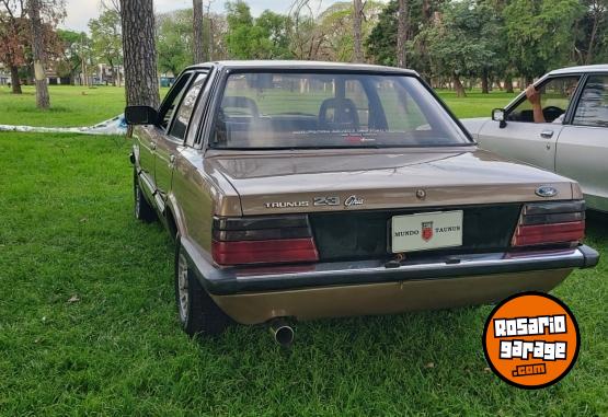 Autos - Ford Taunus ghia 2.3 1983 Nafta 120000Km - En Venta