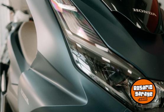 Motos - Honda PCX 160 DELUXE 2025 Nafta 0Km - En Venta