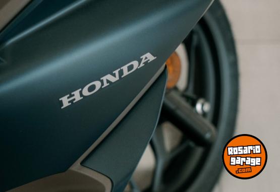 Motos - Honda PCX 160 DELUXE 2025 Nafta 0Km - En Venta