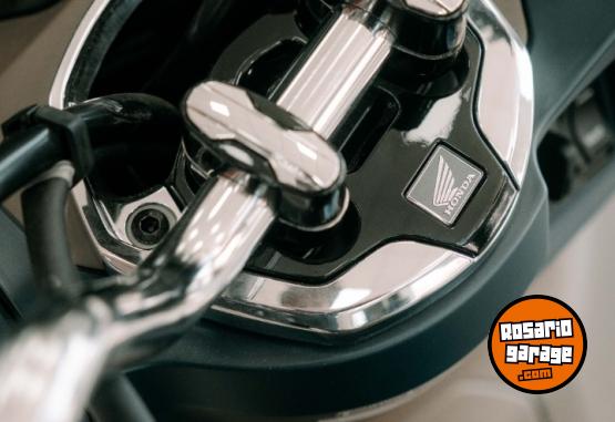 Motos - Honda PCX 160 DELUXE 2025 Nafta 0Km - En Venta