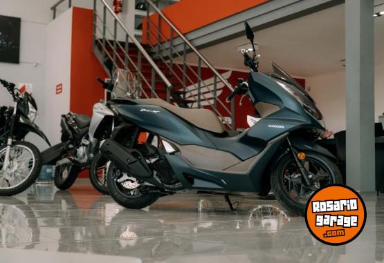 Motos - Honda PCX 160 DELUXE 2025 Nafta 0Km - En Venta