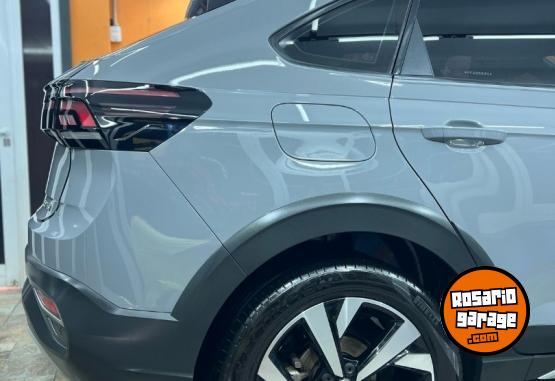 Autos - Volkswagen Nivus 2020 Nafta 98000Km - En Venta