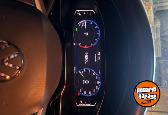 Autos - Volkswagen Nivus 2020 Nafta 98000Km - En Venta