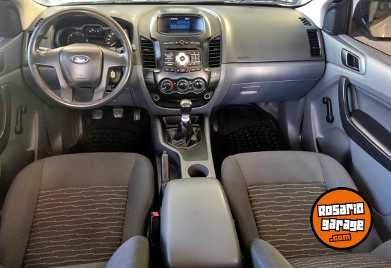 Camionetas - Ford RANGER SAFETY 2.2 2015 Diesel 132000Km - En Venta