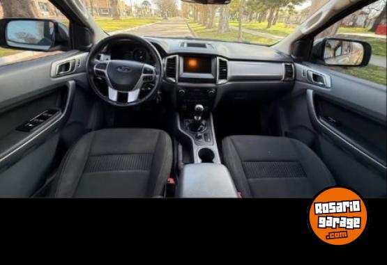 Camionetas - Ford Xlt 3.2 2017 Diesel 150000Km - En Venta