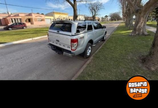 Camionetas - Ford Xlt 3.2 2017 Diesel 150000Km - En Venta