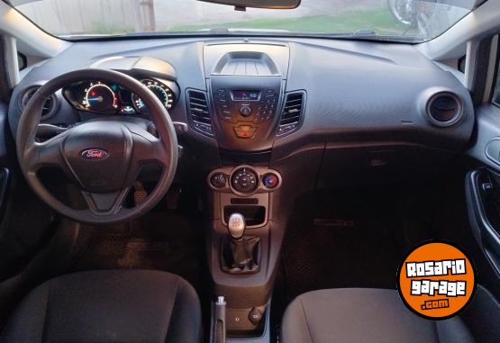 Autos - Ford Fiesta 1.6s 2015 Nafta 130000Km - En Venta