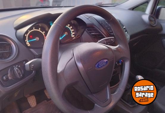 Autos - Ford Fiesta 1.6s 2015 Nafta 130000Km - En Venta