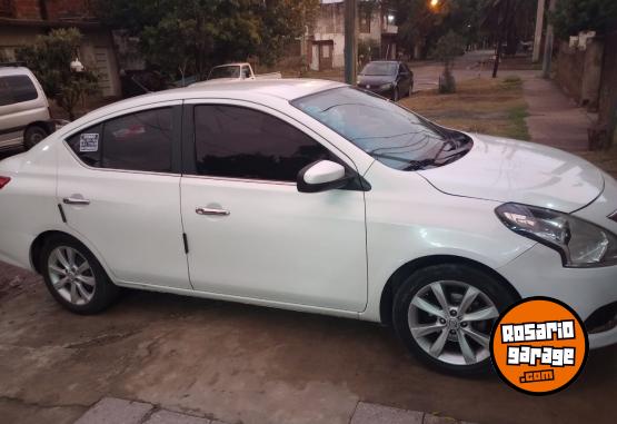 Autos - Nissan 2017 2017 GNC 160000Km - En Venta