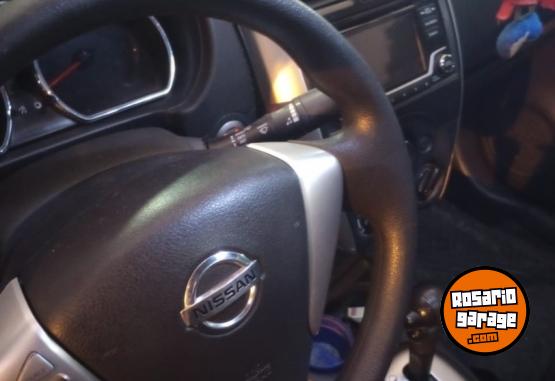 Autos - Nissan 2017 2017 GNC 160000Km - En Venta