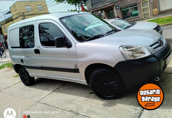 Utilitarios - Peugeot Partner 1.6 HDI 2017 Diesel 89000Km - En Venta