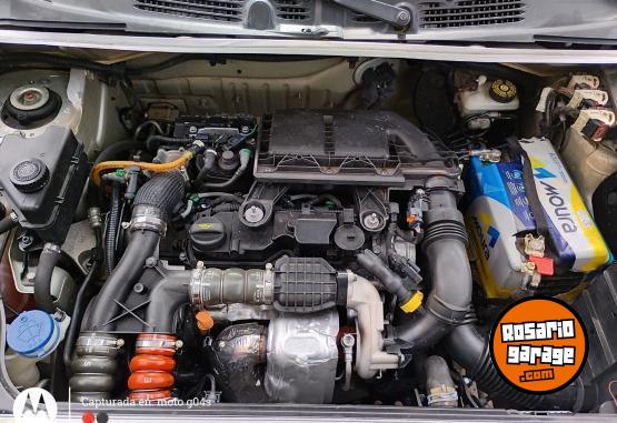 Utilitarios - Peugeot Partner 1.6 HDI 2017 Diesel 89000Km - En Venta