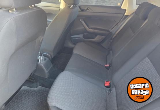 Autos - Volkswagen Polo 2021 GNC 67000Km - En Venta