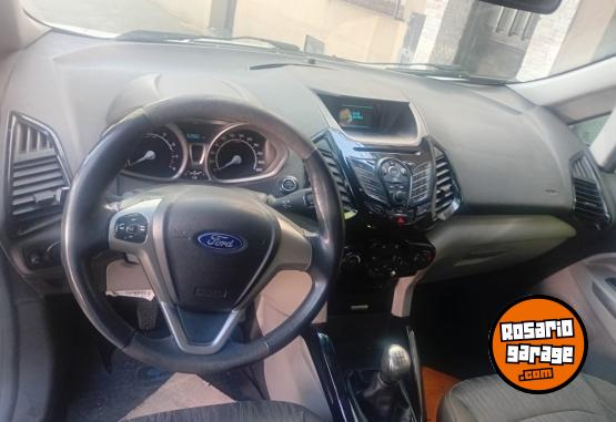 Autos - Ford ecosport 1.6 titanium 2014 Nafta 165000Km - En Venta