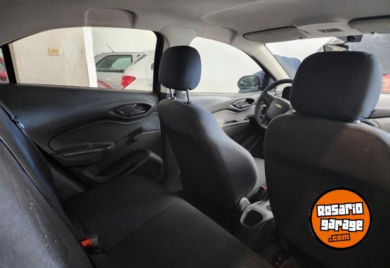 Autos - Chevrolet Onix 2018 GNC 94000Km - En Venta