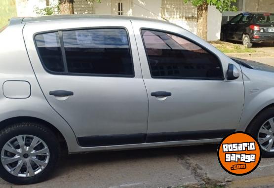 Autos - Renault sandero 2013 Nafta 145000Km - En Venta