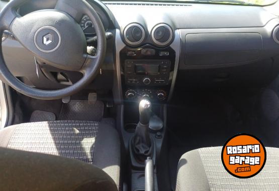 Autos - Renault sandero 2013 Nafta 145000Km - En Venta